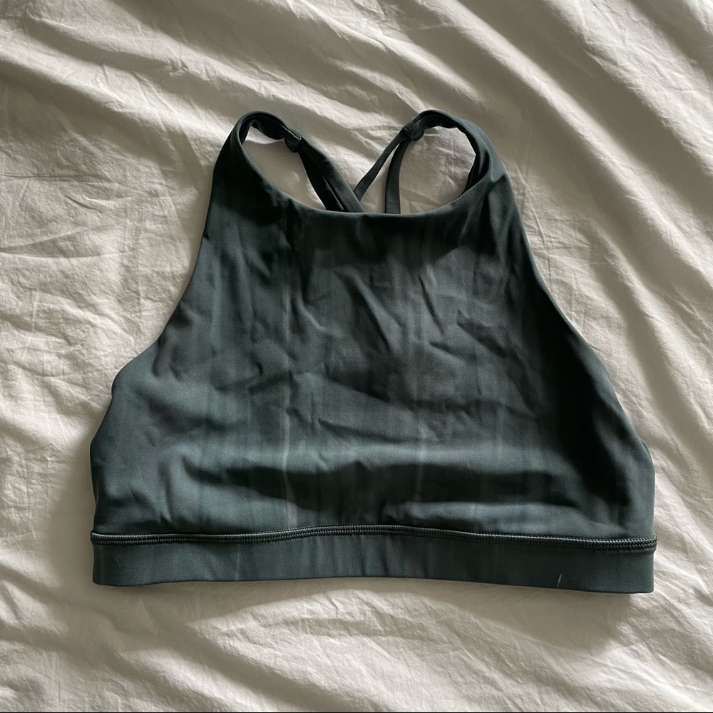 Lululemon high neck sports bra